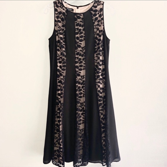 Nine West Fit and Flare Black & Nude Lace Dress - Picture 1 of 8